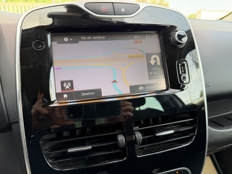 Renault Clio Limited Energy TCe - 90 cv-GASOLINA foto 29