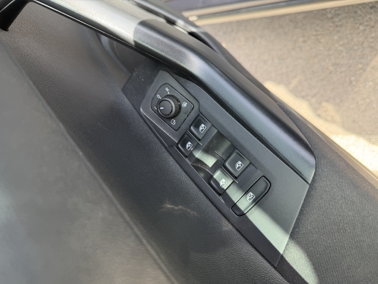 Volkswagen TAIGO TSI -115 CV. foto 16