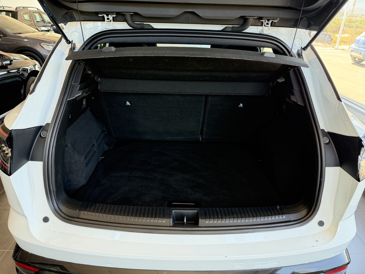 Renault Austral  Evolution Mild Hybrid 140cv. foto 9