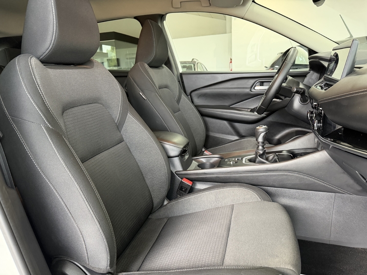 Nissan Qashqai DIGT mHEV 4x2 N-CONNECTA 140cv-GASOLINA- foto 17