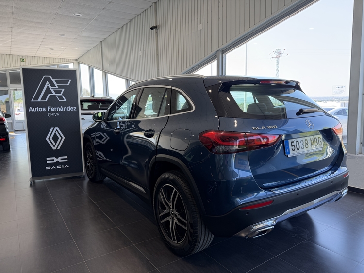 Mercedes Benz GLA 180 PROGRESIVE 136 cv. GASOLINA foto 6