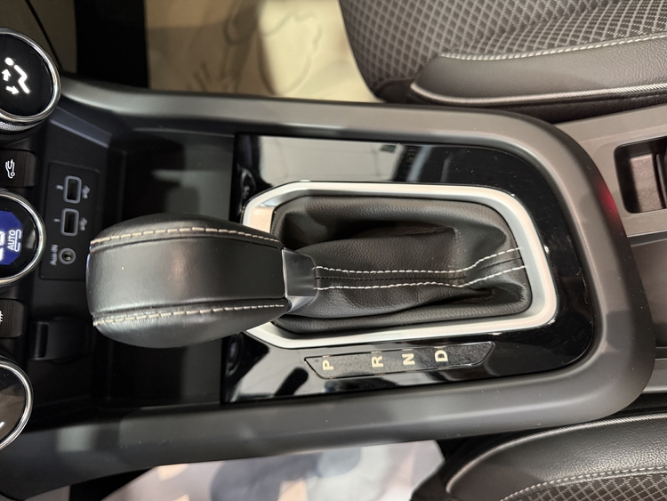 Renault Arkana Zen TCe 140CV EDC Mild Hybrid foto 28