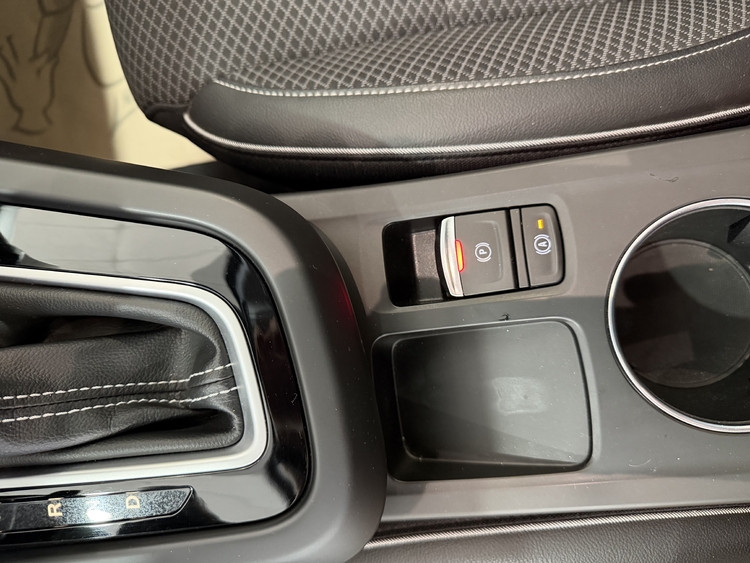Renault Arkana Zen TCe 140CV EDC Mild Hybrid foto 29