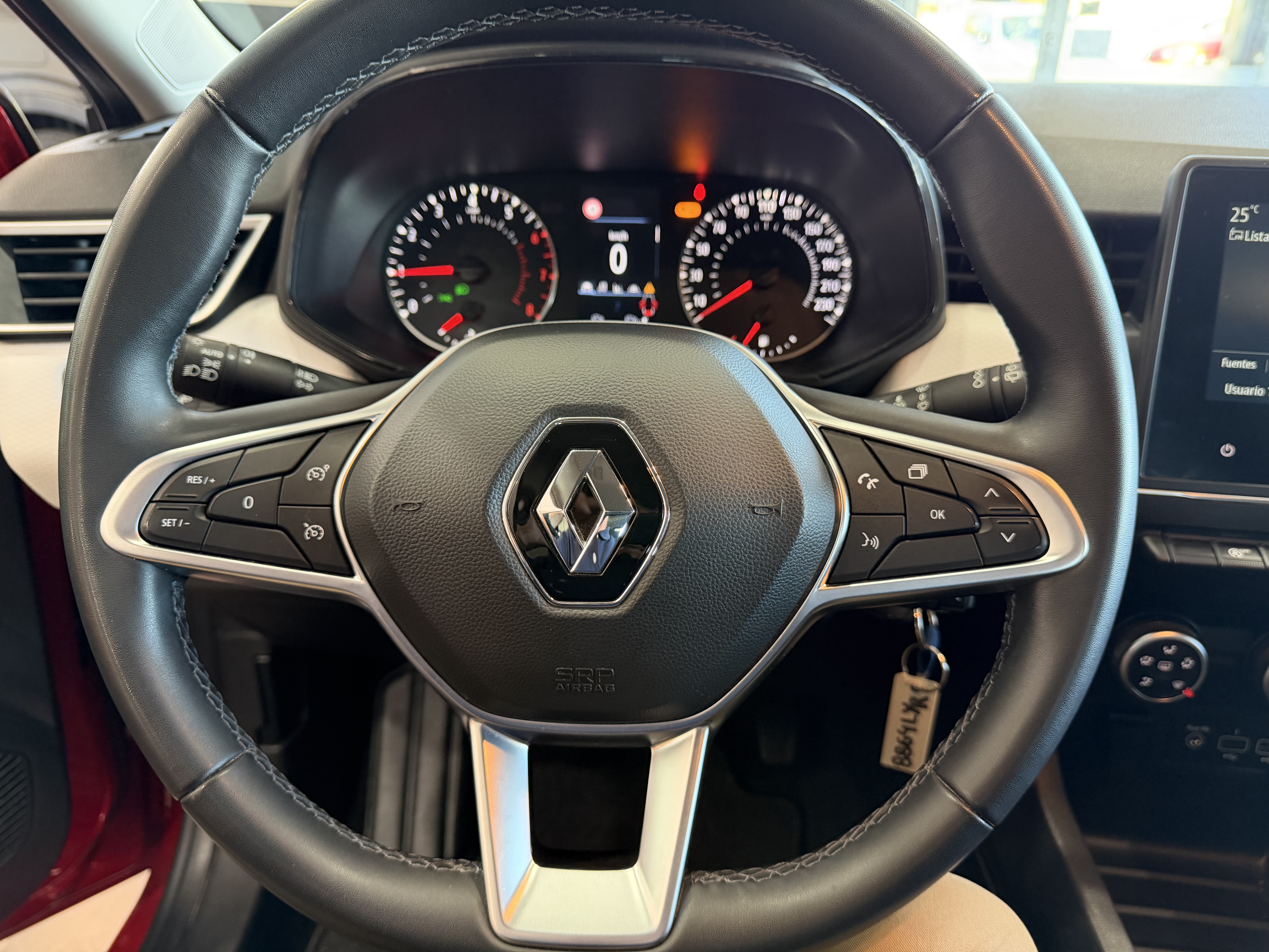 Renault Clio Serie limitada Limited TCe - 91cv. - miniatura 24