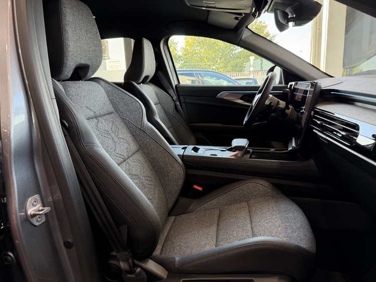 Renault Austral Techno ETech Full Hybrid 200cv. foto 13